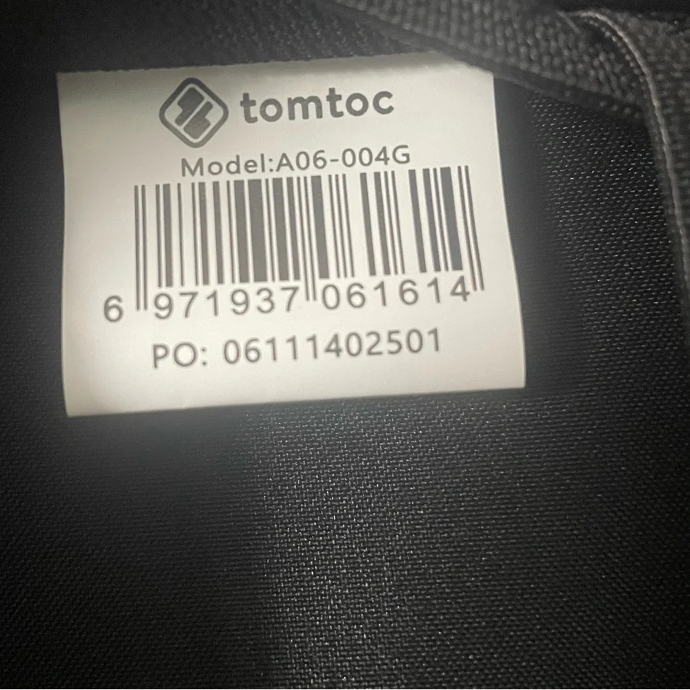 Tomtoc Gray Portfolio Case Model A06-004G
